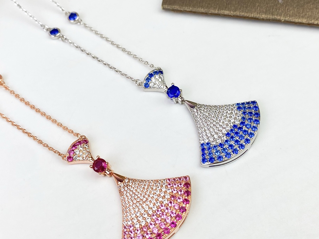 BGNV006 V-Gold Colorful diamond DIVA DREAM necklace - ccjewelryacc