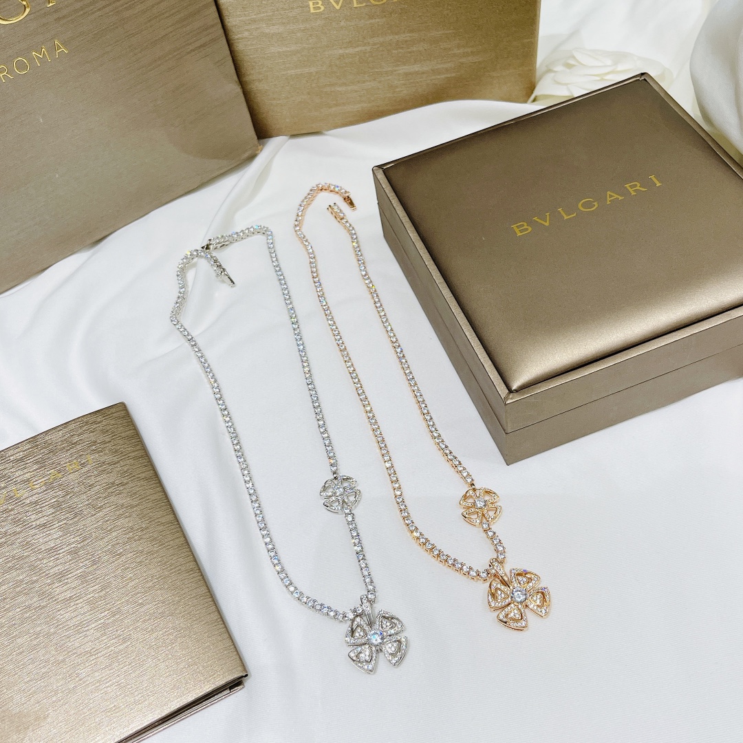 BGNV003 V-Gold Full Diamond Fiorever necklace 2 motif - ccjewelryacc