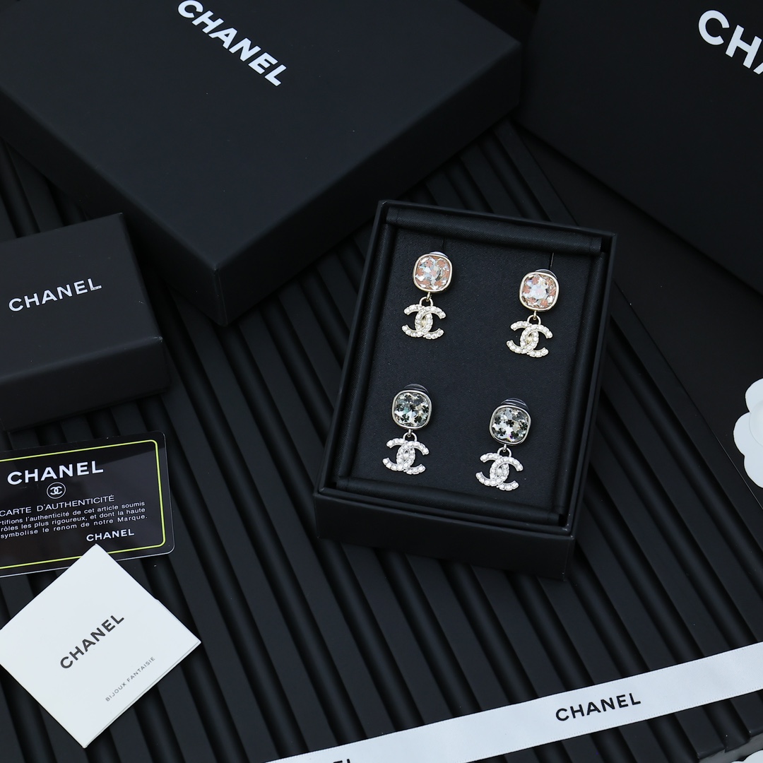 CCE733 Pink Crystal metal cc Logo drop Earrings - ccjewelryacc