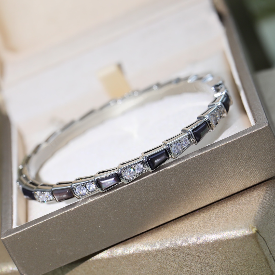 BGS008 Serpenti viper bracelet Half diamond and Black onyx - ccjewelryacc