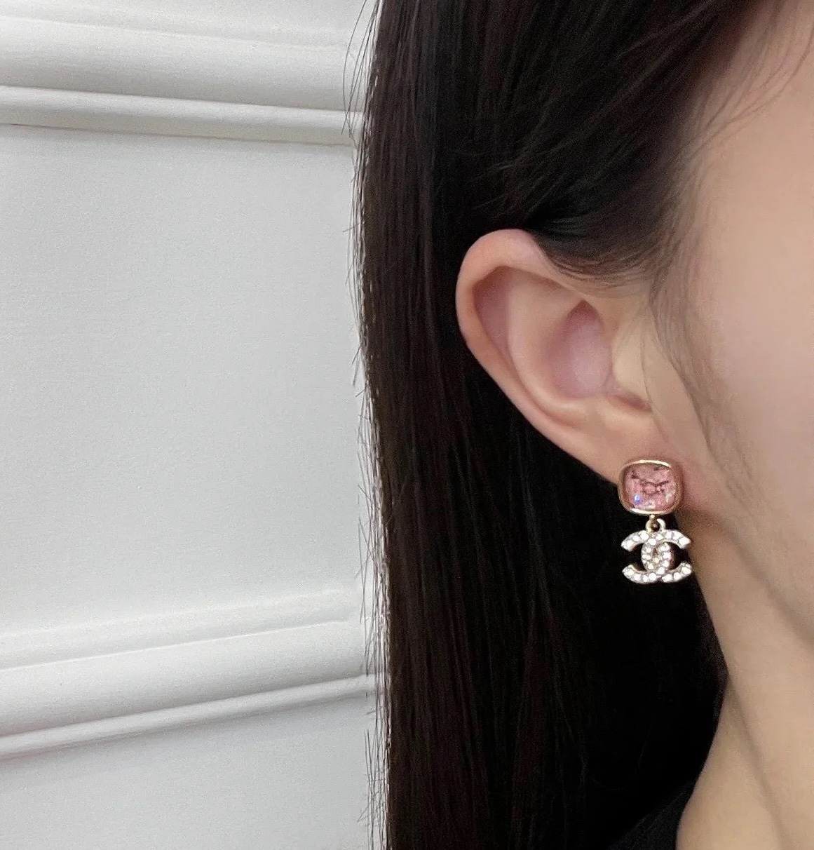 CCE733 Pink Crystal metal cc Logo drop Earrings - ccjewelryacc