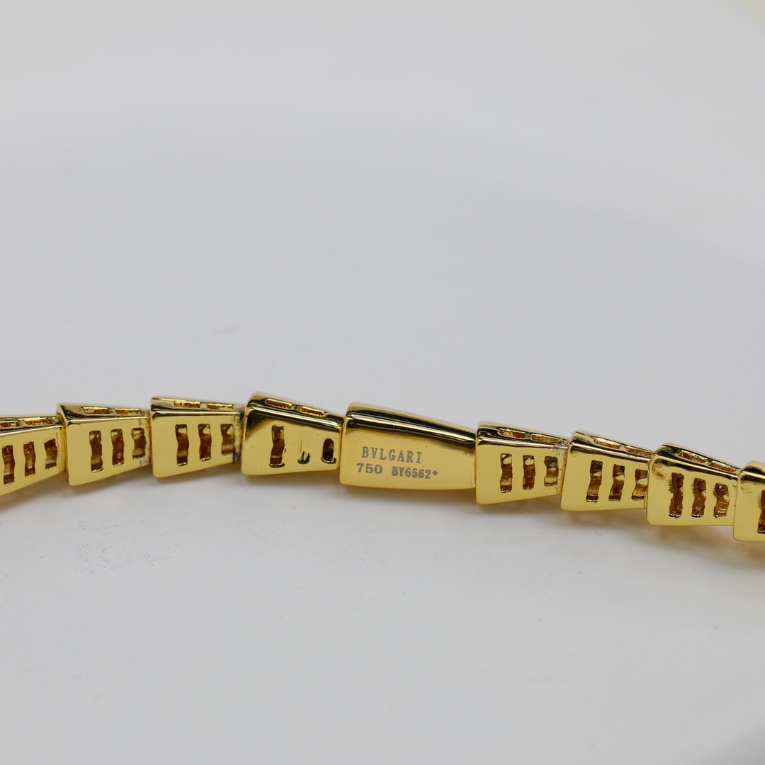 BGN034 Serpenti viper necklace with half diamond - ccjewelryacc