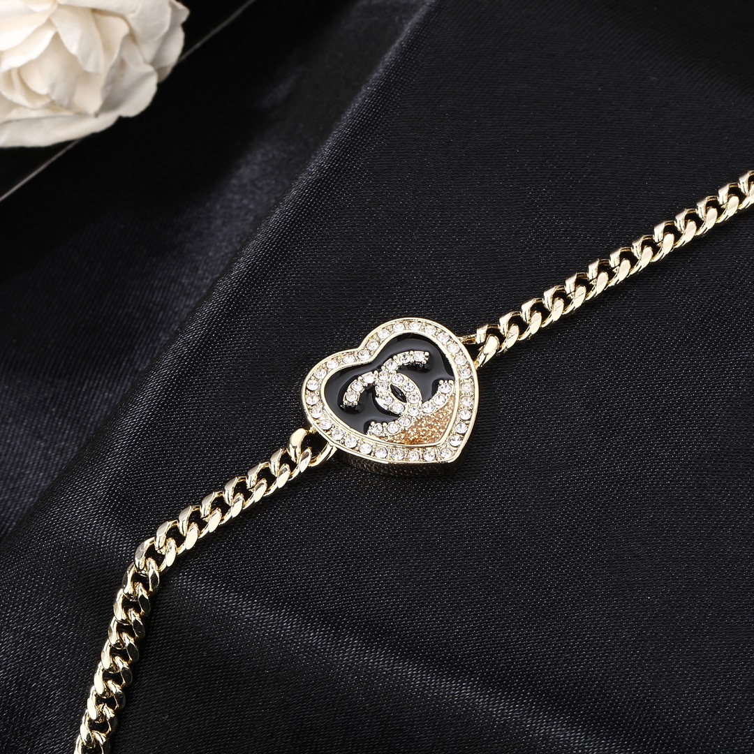 CCS027 Heart charm CC Bracelet - ccjewelryacc