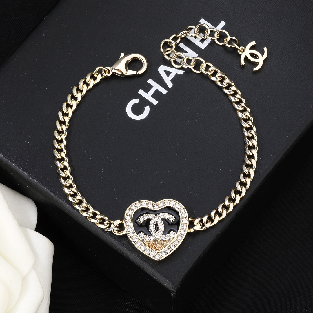 CCS027 Heart charm CC Bracelet - ccjewelryacc