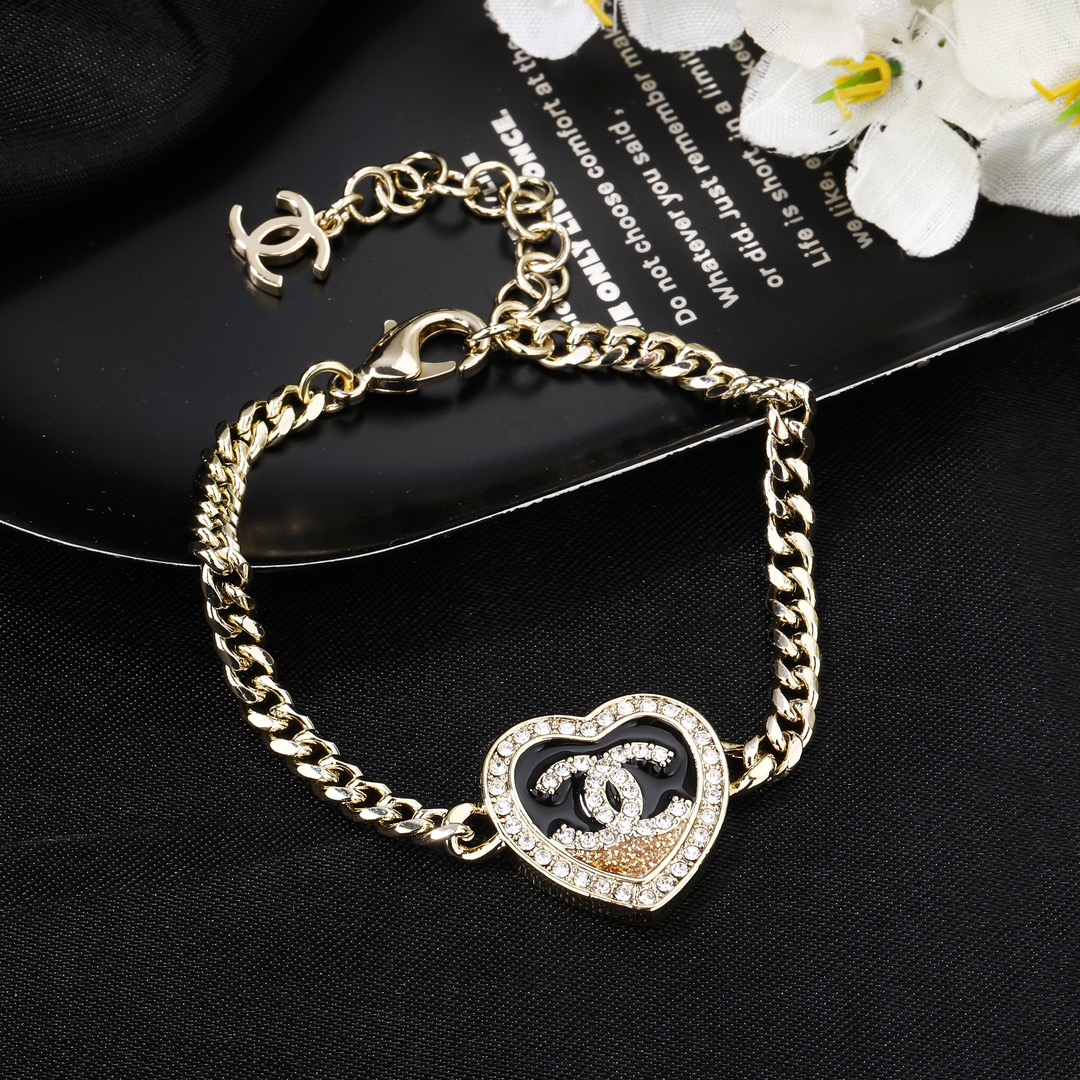 CCS027 Heart charm CC Bracelet - ccjewelryacc