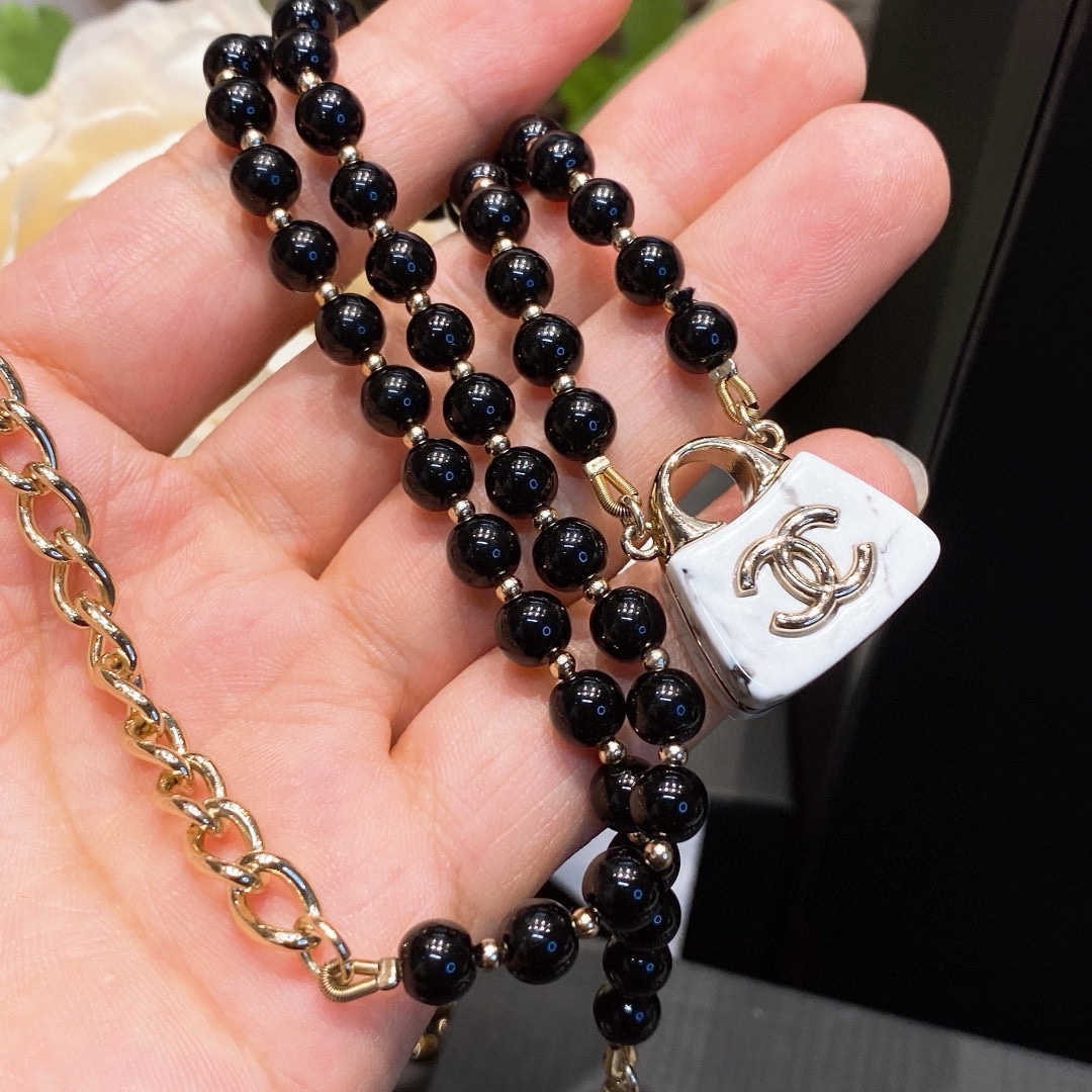 CCN531 Resin pearls chain candy bag pendant necklace - ccjewelryacc