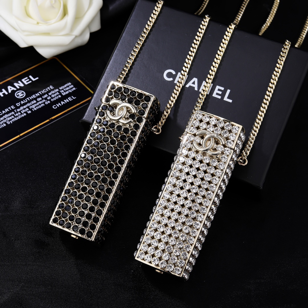 CCN527 Full rhinestone lipstick pendant necklace - ccjewelryacc
