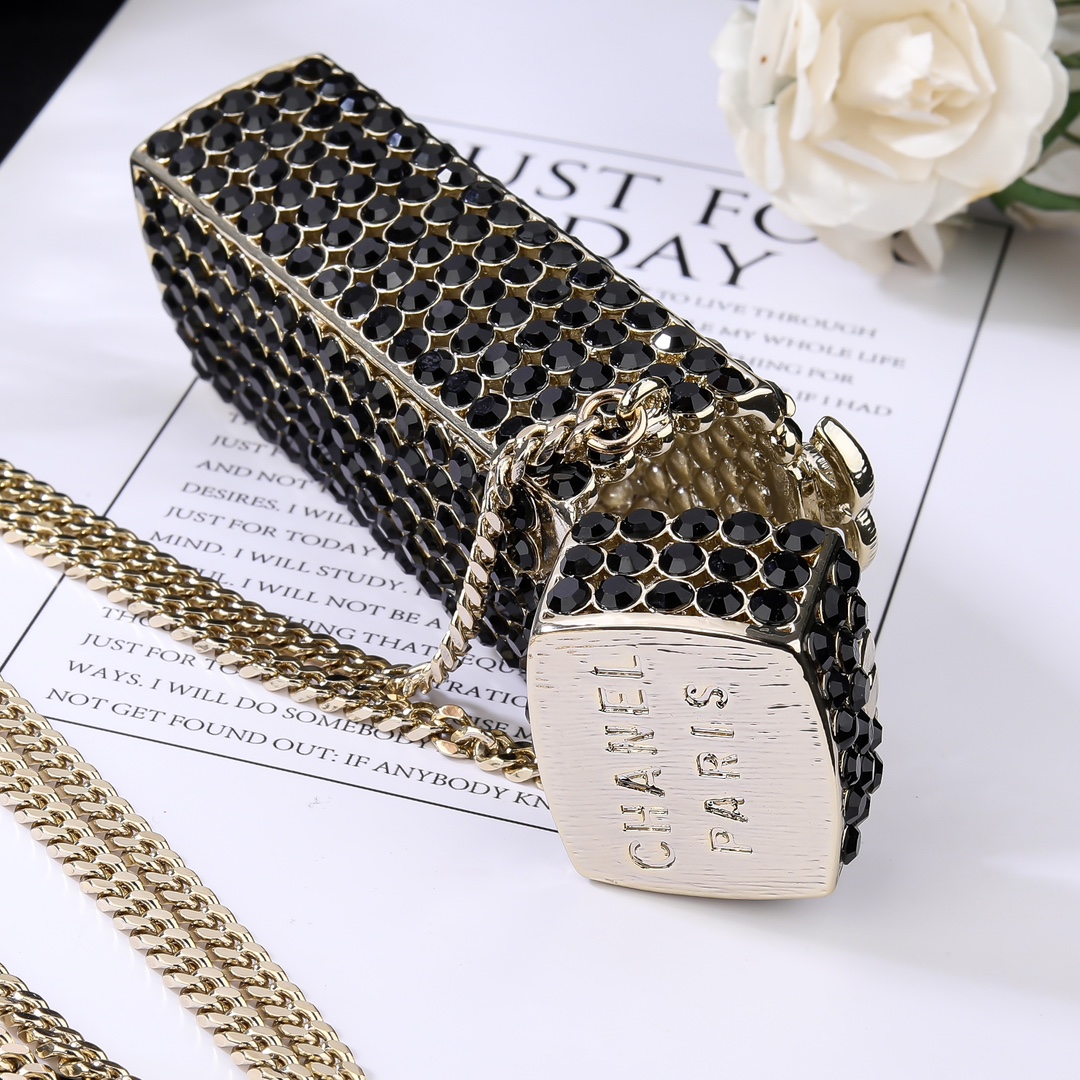 CCN527 Full rhinestone lipstick pendant necklace - ccjewelryacc