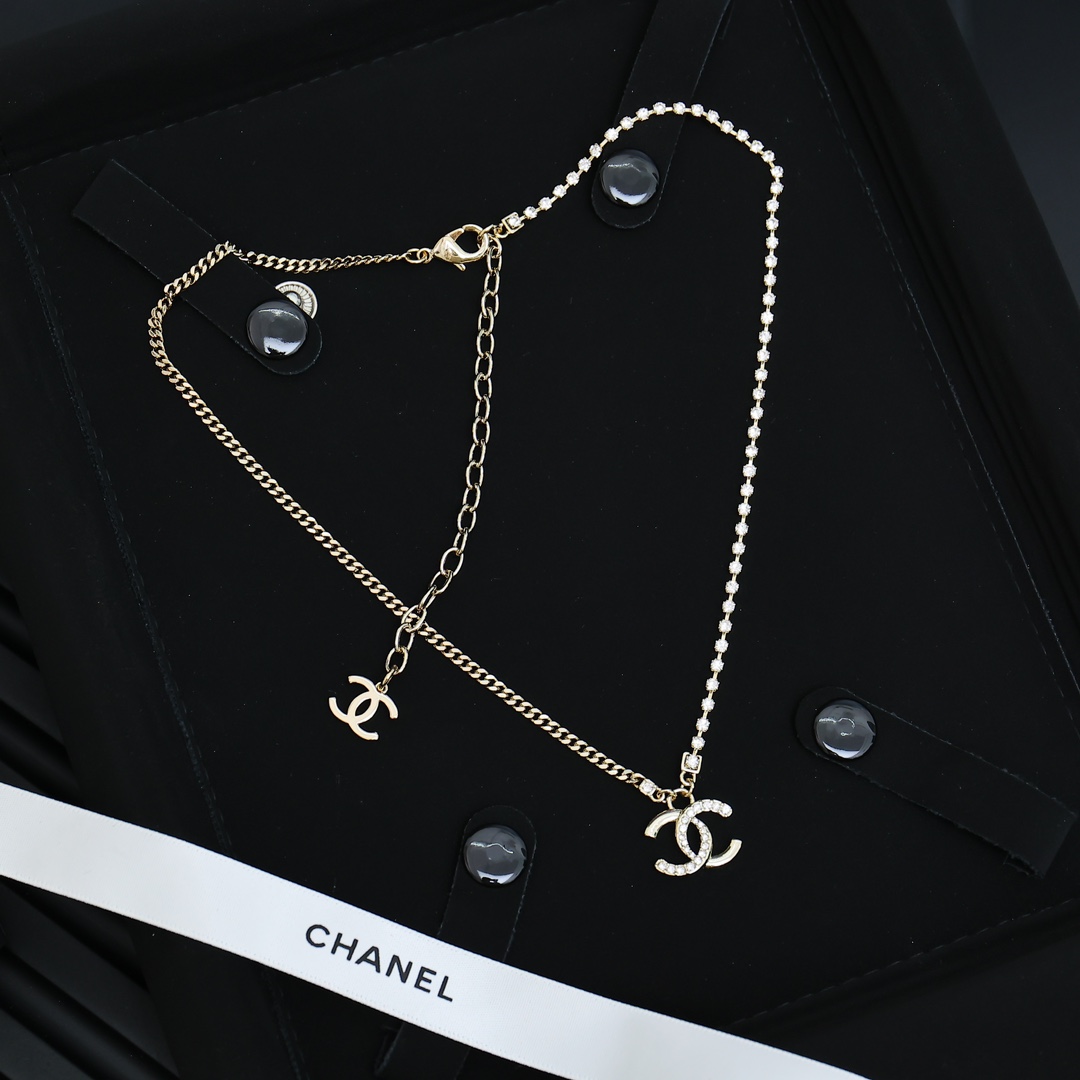 CCN057 CC Pendant Necklace - ccjewelryacc
