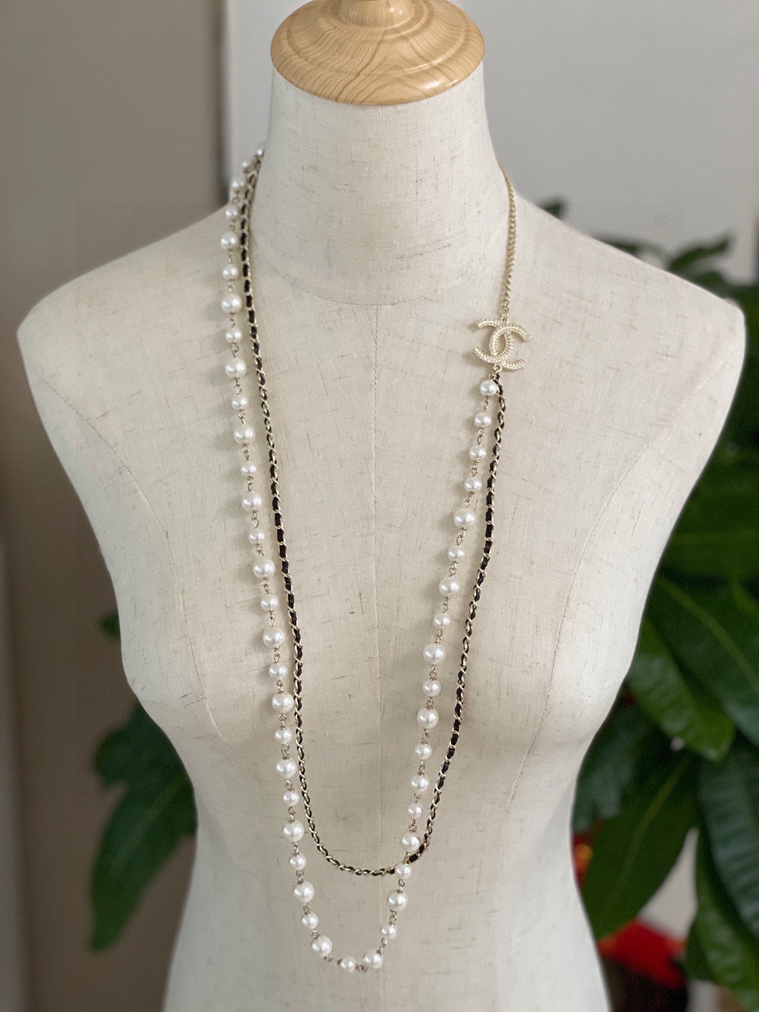 CCL077 Metal leather pearl long chain with cc logo sweater necklace - ccjewelryacc