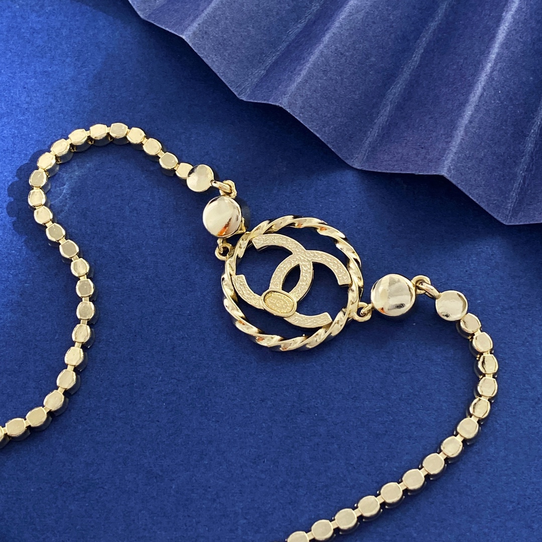 CCN389 Full diamond chain round twist CC Pendant Necklace - ccjewelryacc