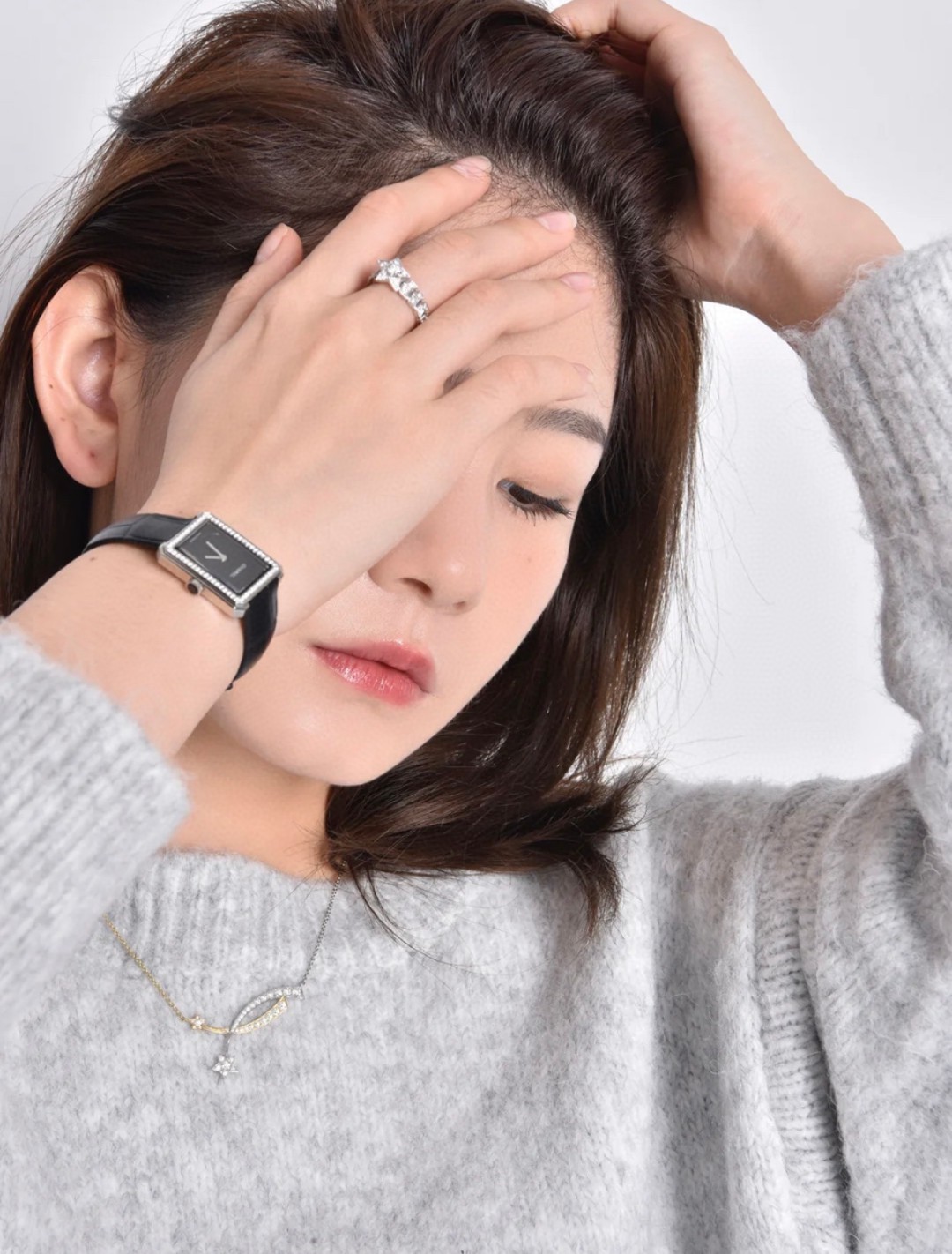 CCNV185 V-Gold CC Étoile Filante necklace - ccjewelryacc