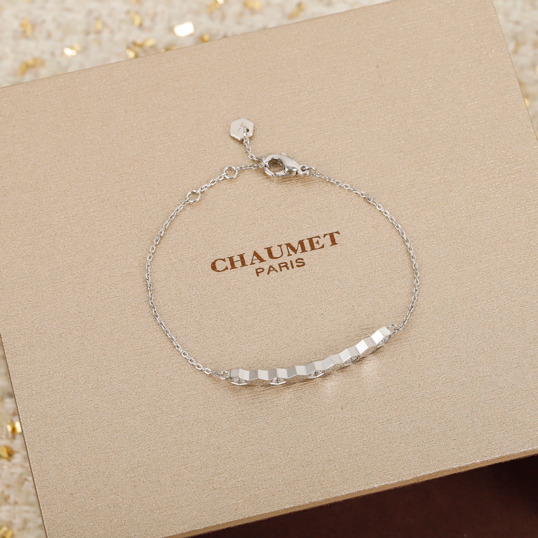 CMSV001 V-Gold diamond Bee My Love Bracelet - ccjewelryacc