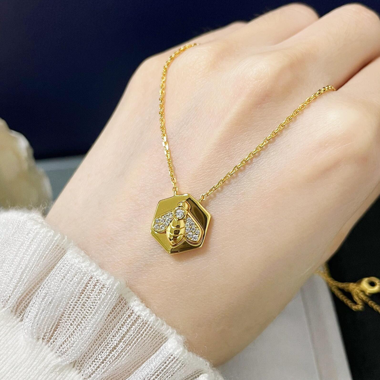 CMNS004 S925 Sterling silver Médaillon Bee My Love pendant necklace - ccjewelryacc