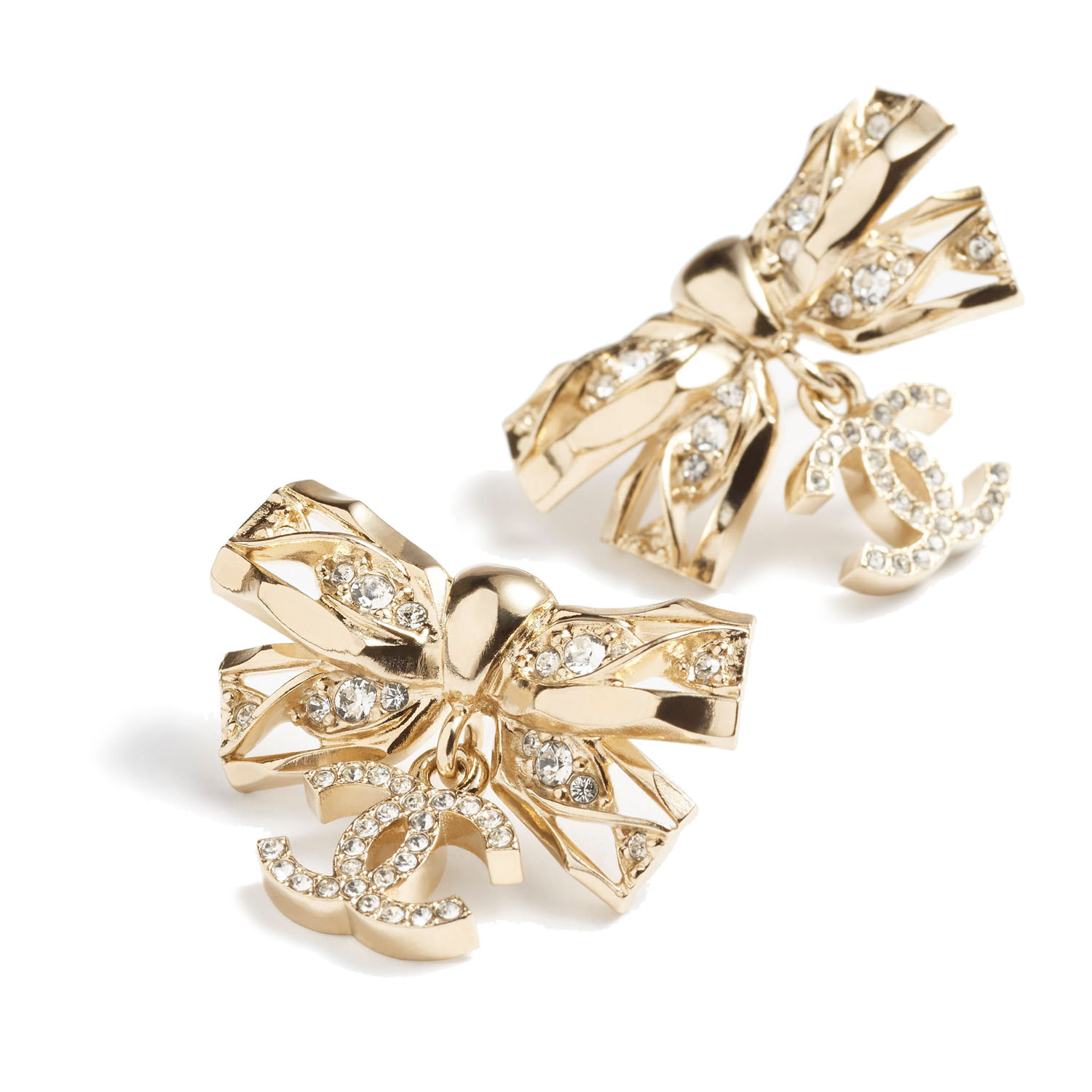 CCE844 24B Bow with cc logo drop earring - ccjewelryacc