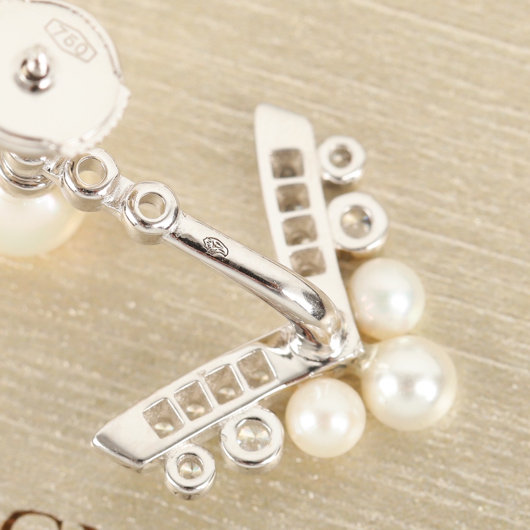 CMES003 S925 Sterling silver asymmetry Swarovski pearl stud earrings - ccjewelryacc