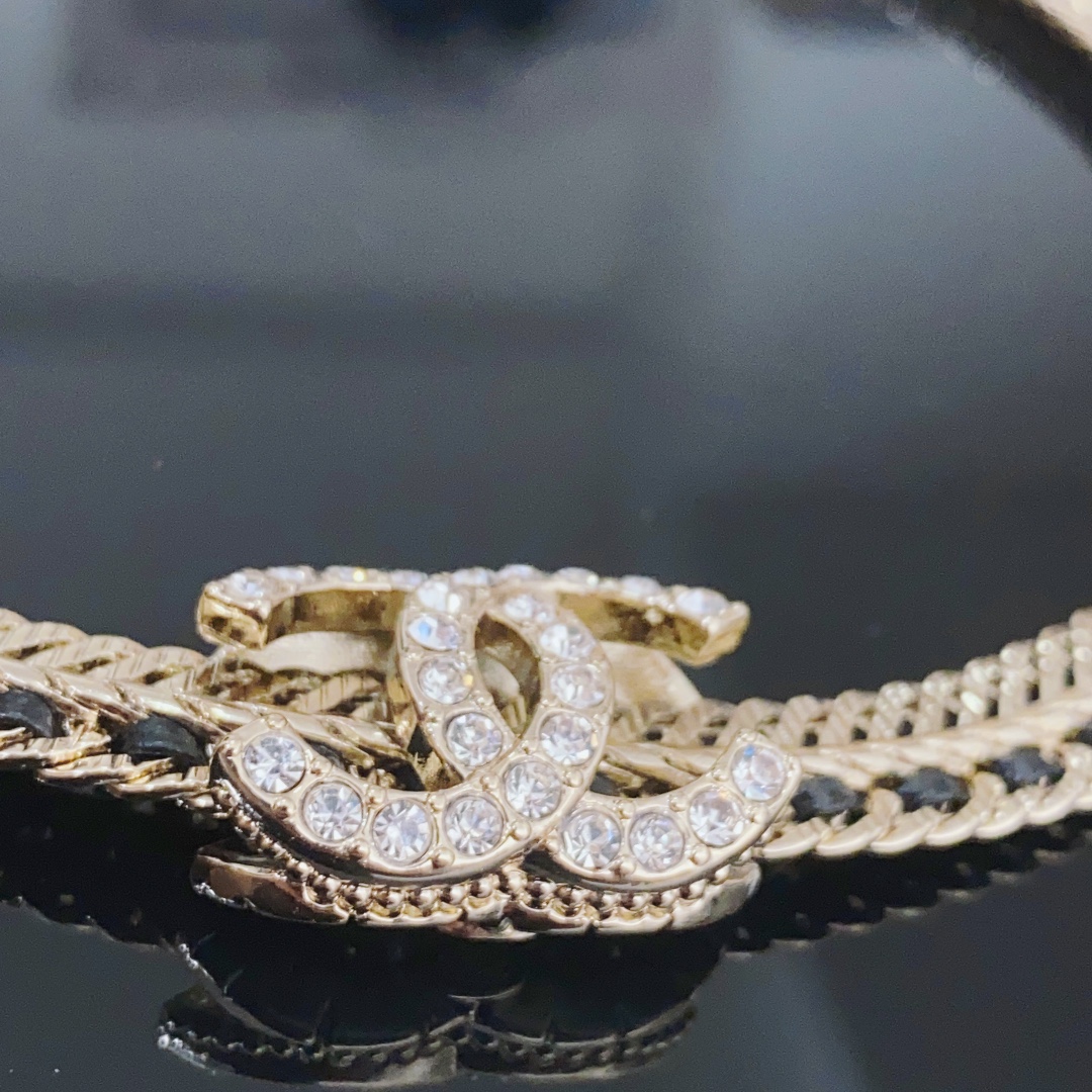 CCN011 Metal leater CC Choker Necklace - ccjewelryacc