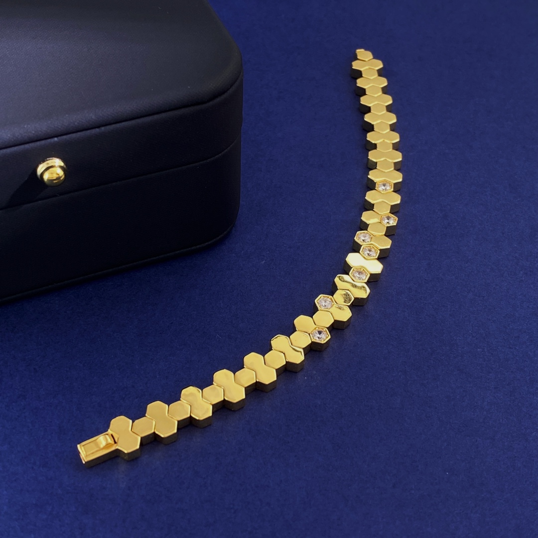 CMS001 Bee My Love Bracelet Chain - ccjewelryacc