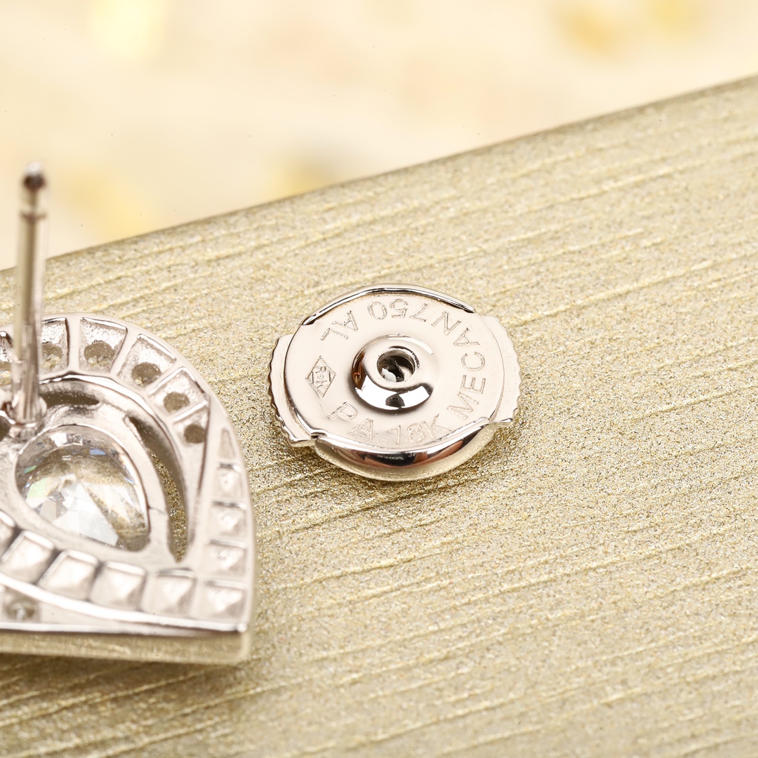 CMES009 S925 Sterling silver drop shape diamond V stud earrings - ccjewelryacc