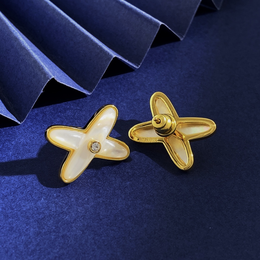 CME003 jeux de liens stud earrings - ccjewelryacc