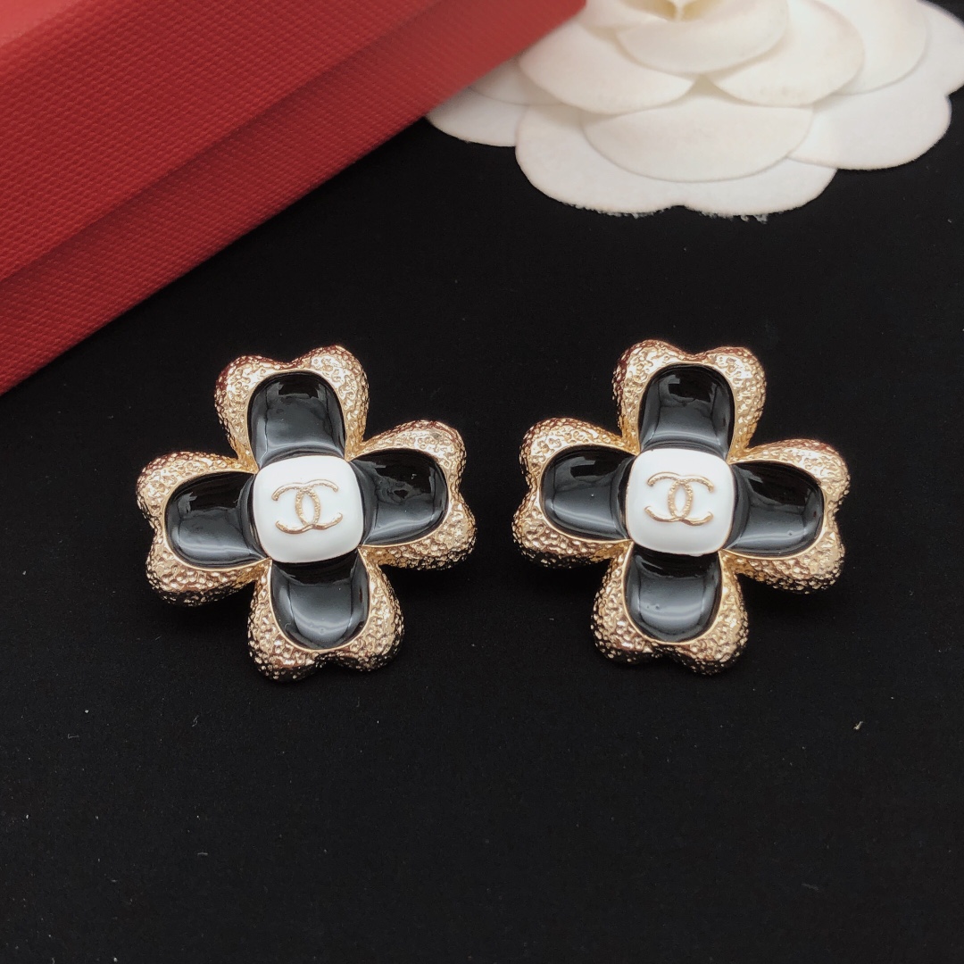 CCE213 CC Logo four leaf clover camellia flower earrings - ccjewelryacc