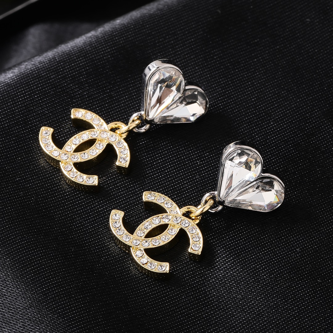 CCE032 Heart CC logo earring - ccjewelryacc