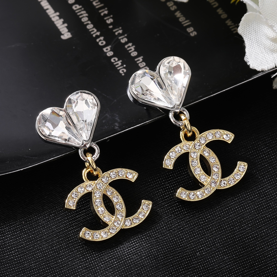 CCE032 Heart CC logo earring - ccjewelryacc