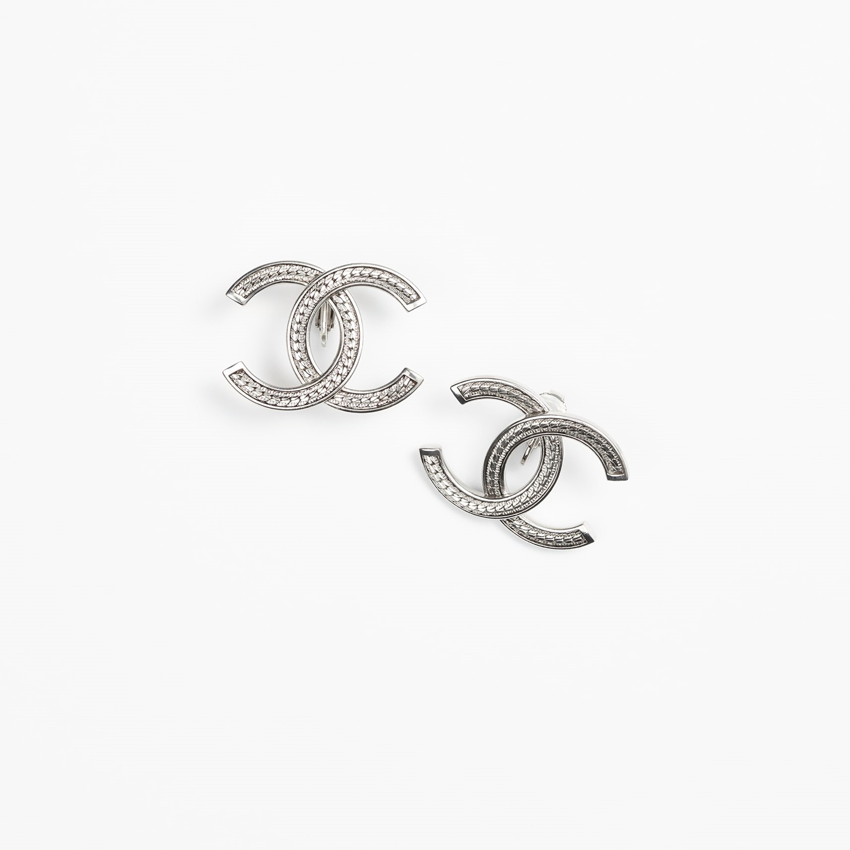 CCE854 24B Vintage Metal cc logo stud earring - ccjewelryacc