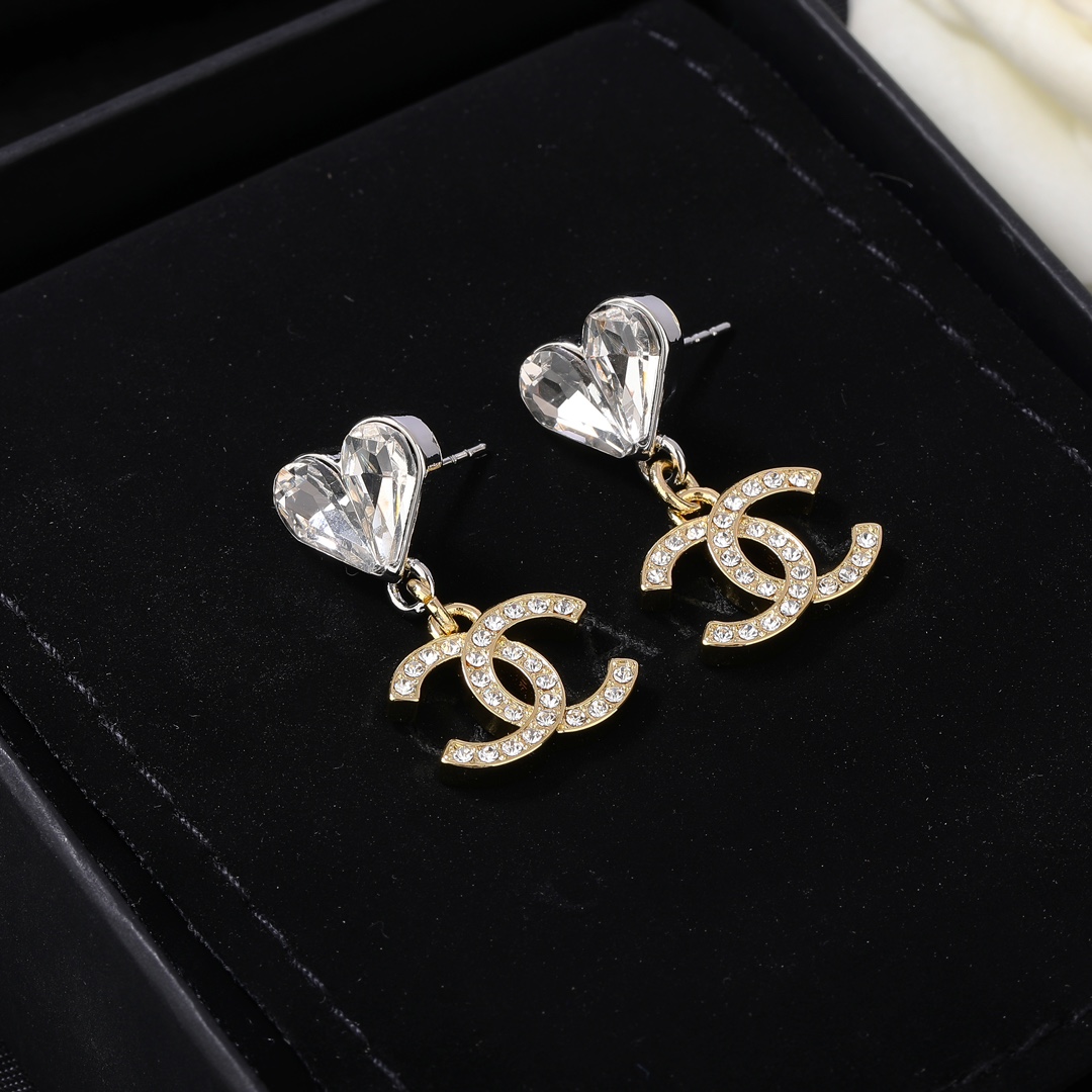 CCE032 Heart CC logo earring - ccjewelryacc