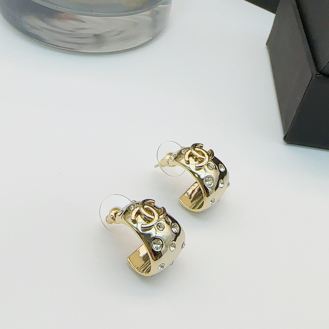 CCE856 24B Metal cc logo Hoop earring - ccjewelryacc