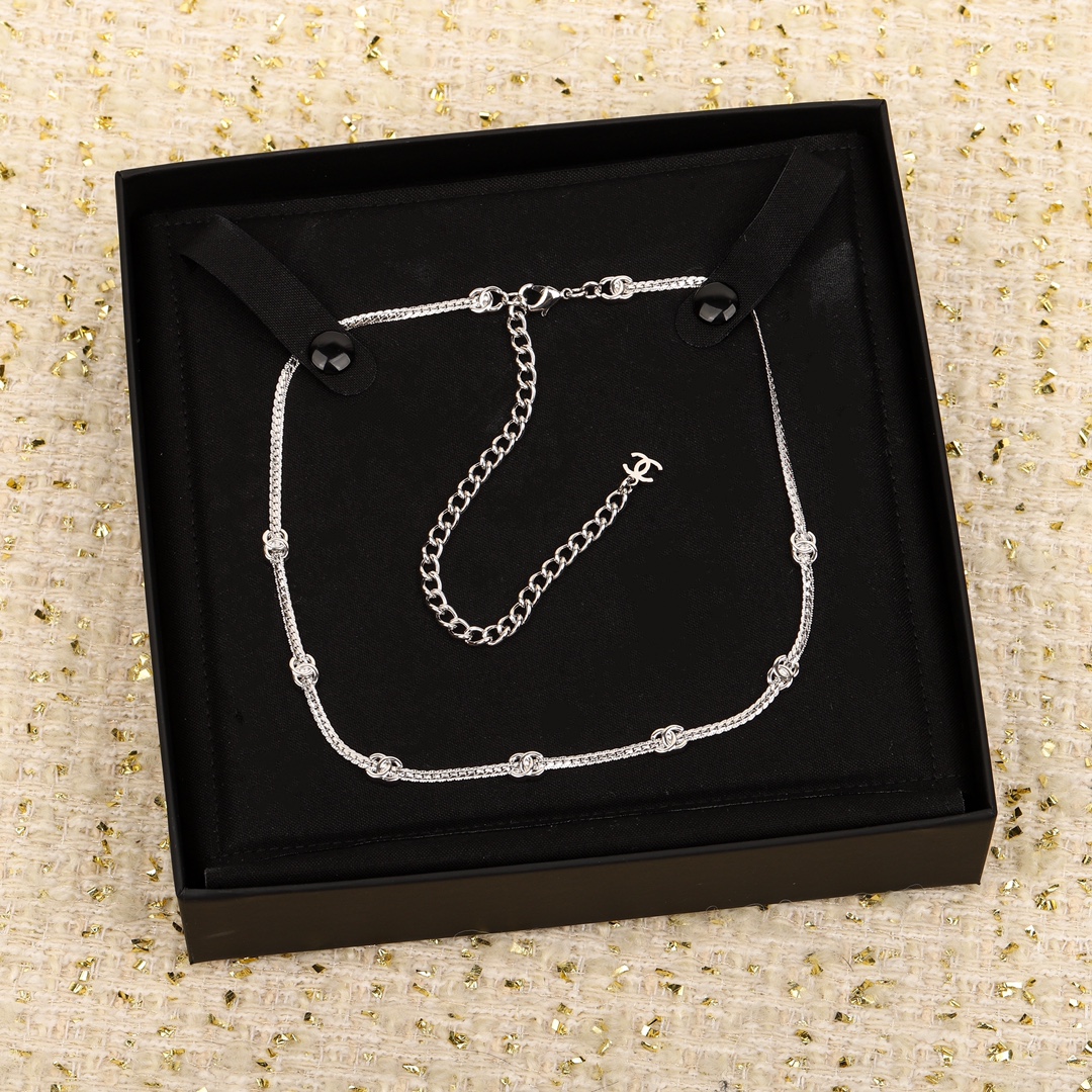 CCN518A Metal snake chain with  7 CC logo choker necklace - ccjewelryacc