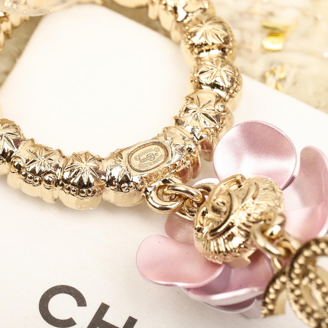 CCE873 23C camellia with cc logo pearl drop earring - ccjewelryacc