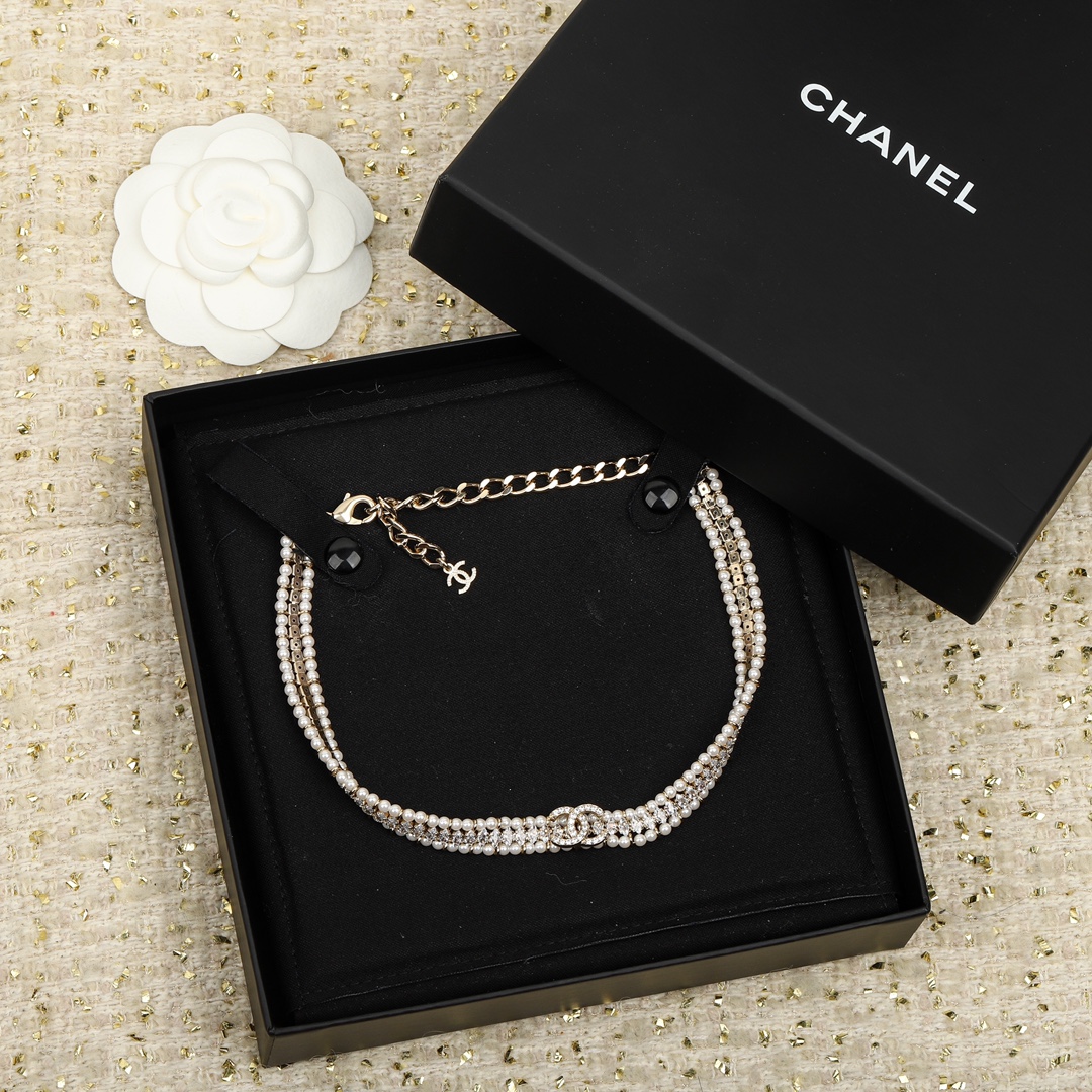 CCN239 Pearl CC Logo Choker Necklace - ccjewelryacc