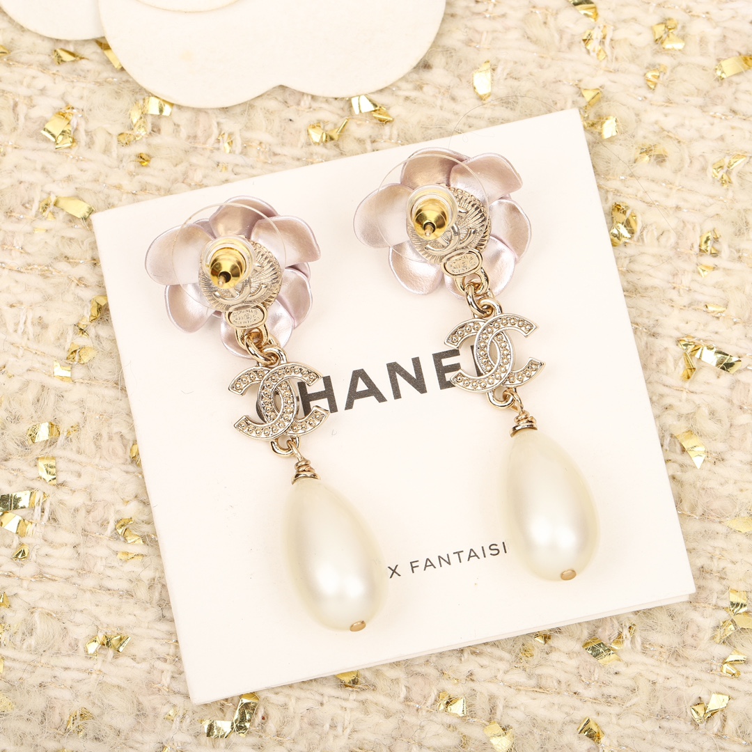 CCE873 23C camellia with cc logo pearl drop earring - ccjewelryacc