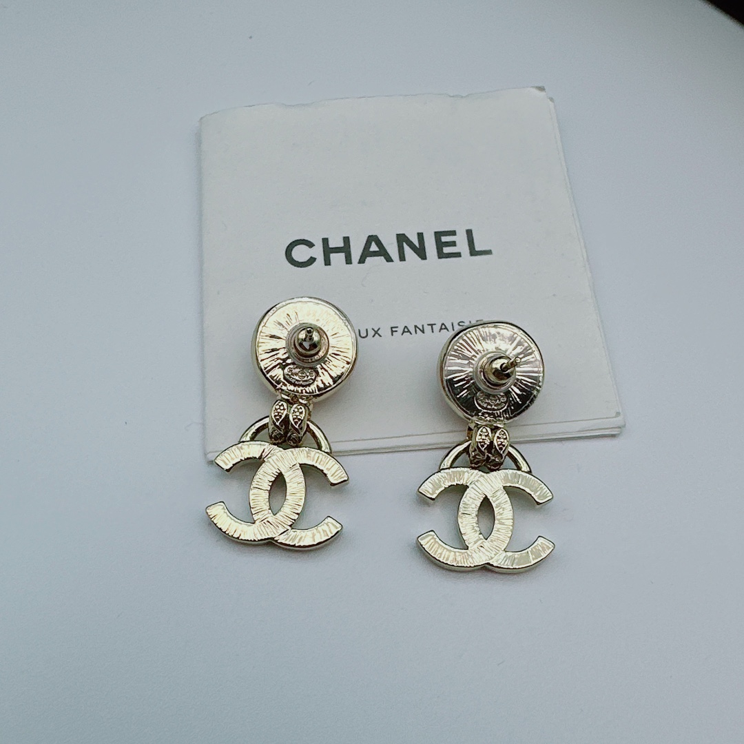 CCE863 24B Metal Pink cc logo pendant earring - ccjewelryacc