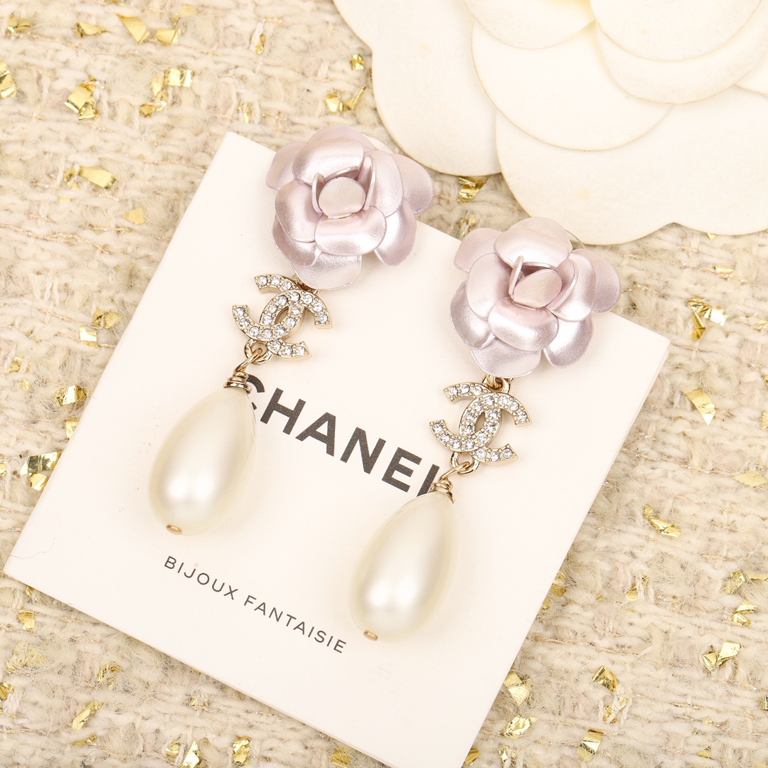 CCE873 23C camellia with cc logo pearl drop earring - ccjewelryacc