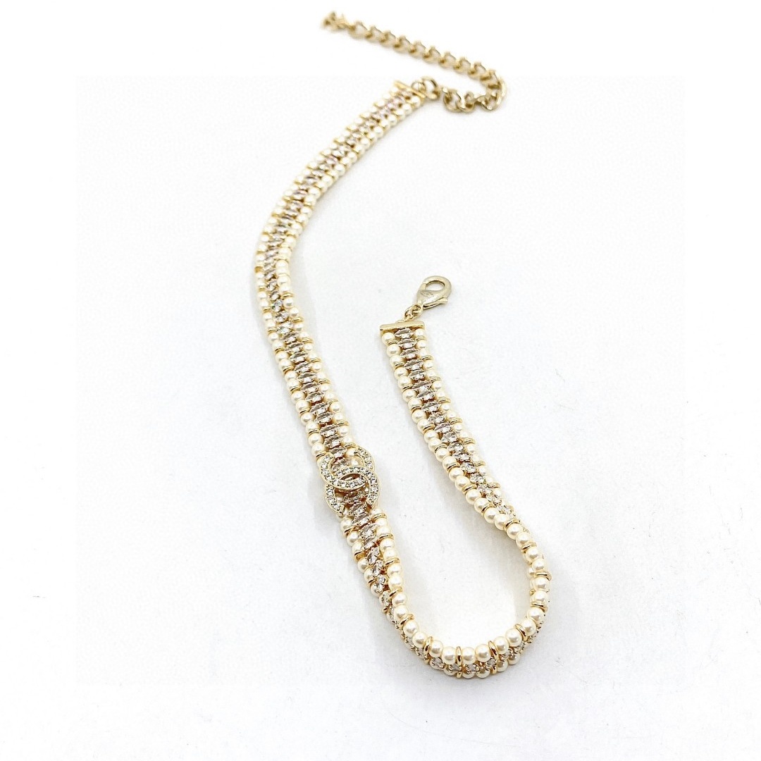 CCN239 Pearl CC Logo Choker Necklace - ccjewelryacc