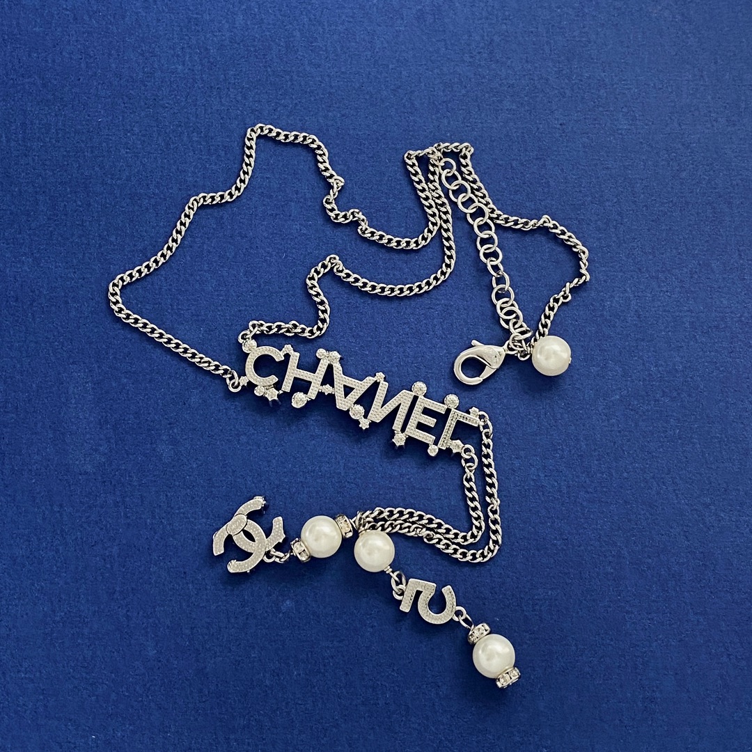 CCN382 Full crystal letter with pearl No 5 tassels Necklace - ccfashionjewelry