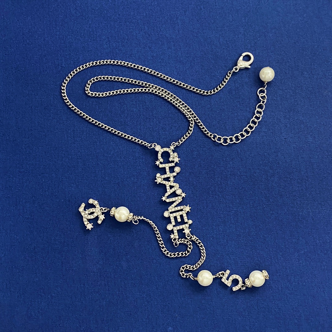 CCN382 Full crystal letter with pearl No 5 tassels Necklace - ccfashionjewelry