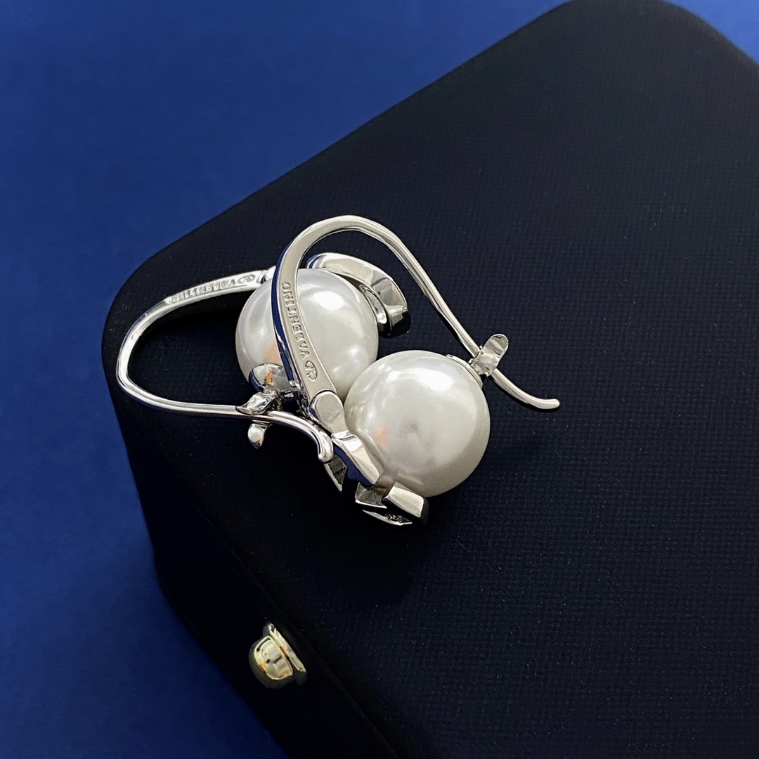 VTE028  Valentino Garavani Gold VLogo Signature Earrings - ccjewelryacc