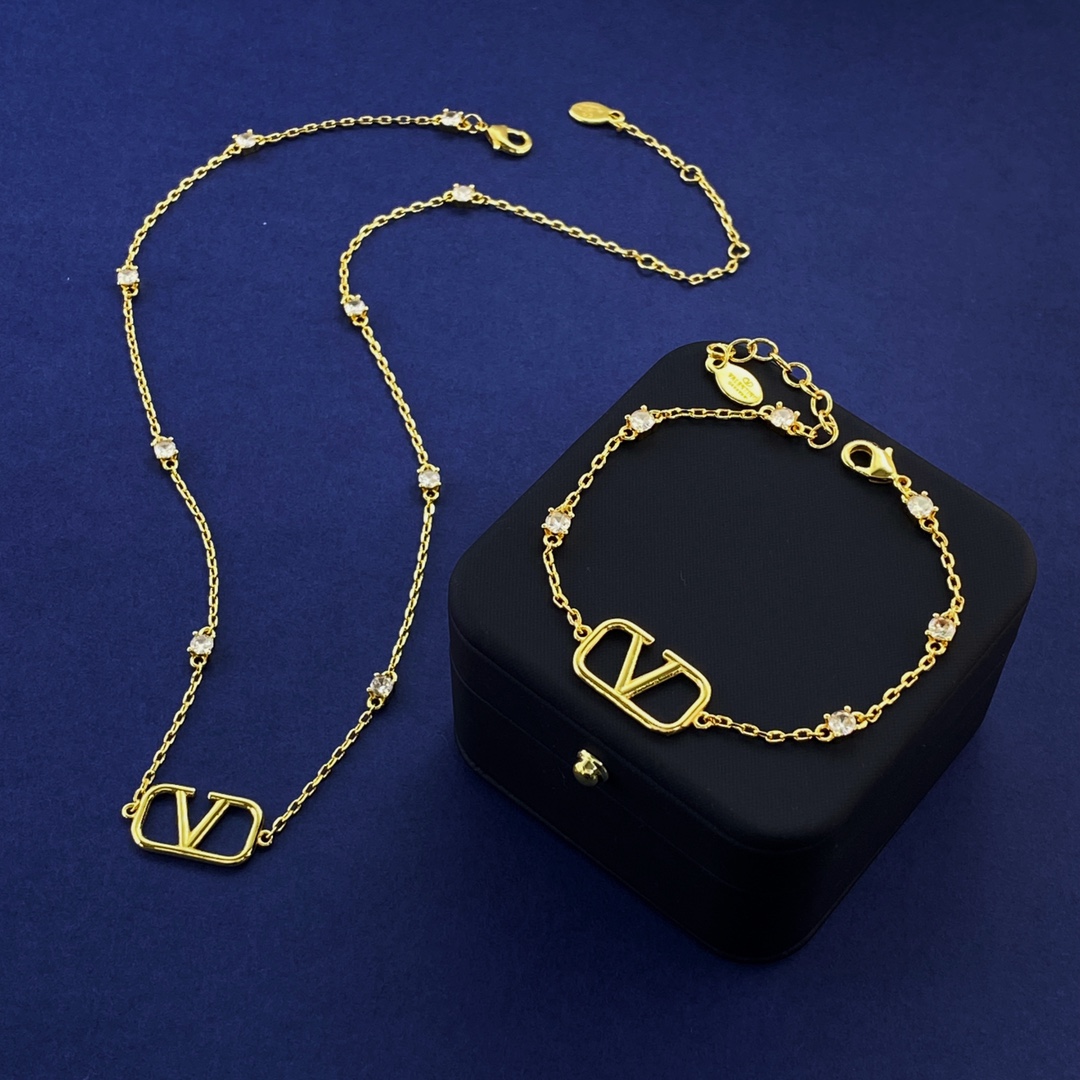 VTN015 Valentino Garavani VLogo Signature crystal choker necklace bracelet - ccjewelryacc