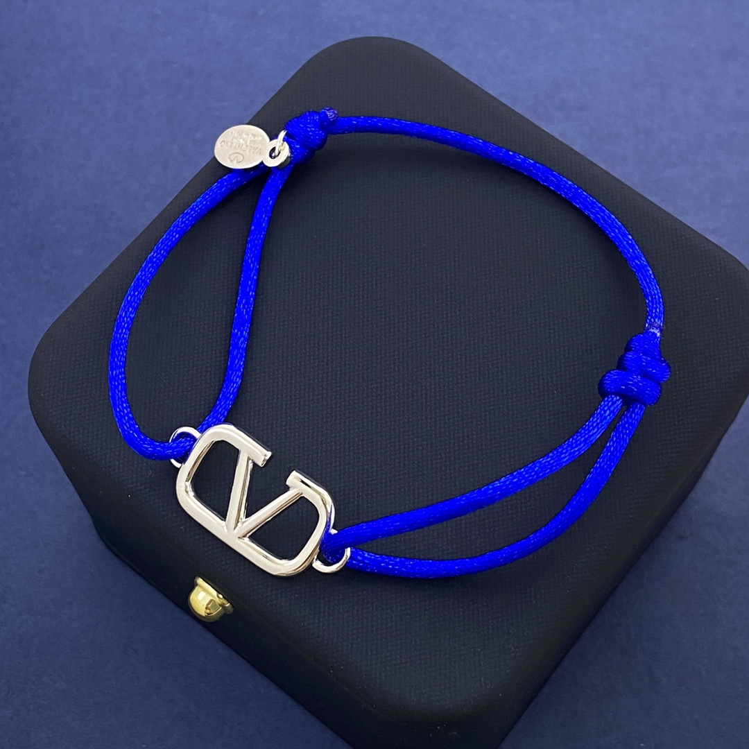 VTS028 Valentino Garavani VLogo Signature bracelet - ccjewelryacc