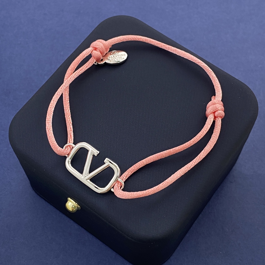 VTS028 Valentino Garavani VLogo Signature bracelet - ccjewelryacc