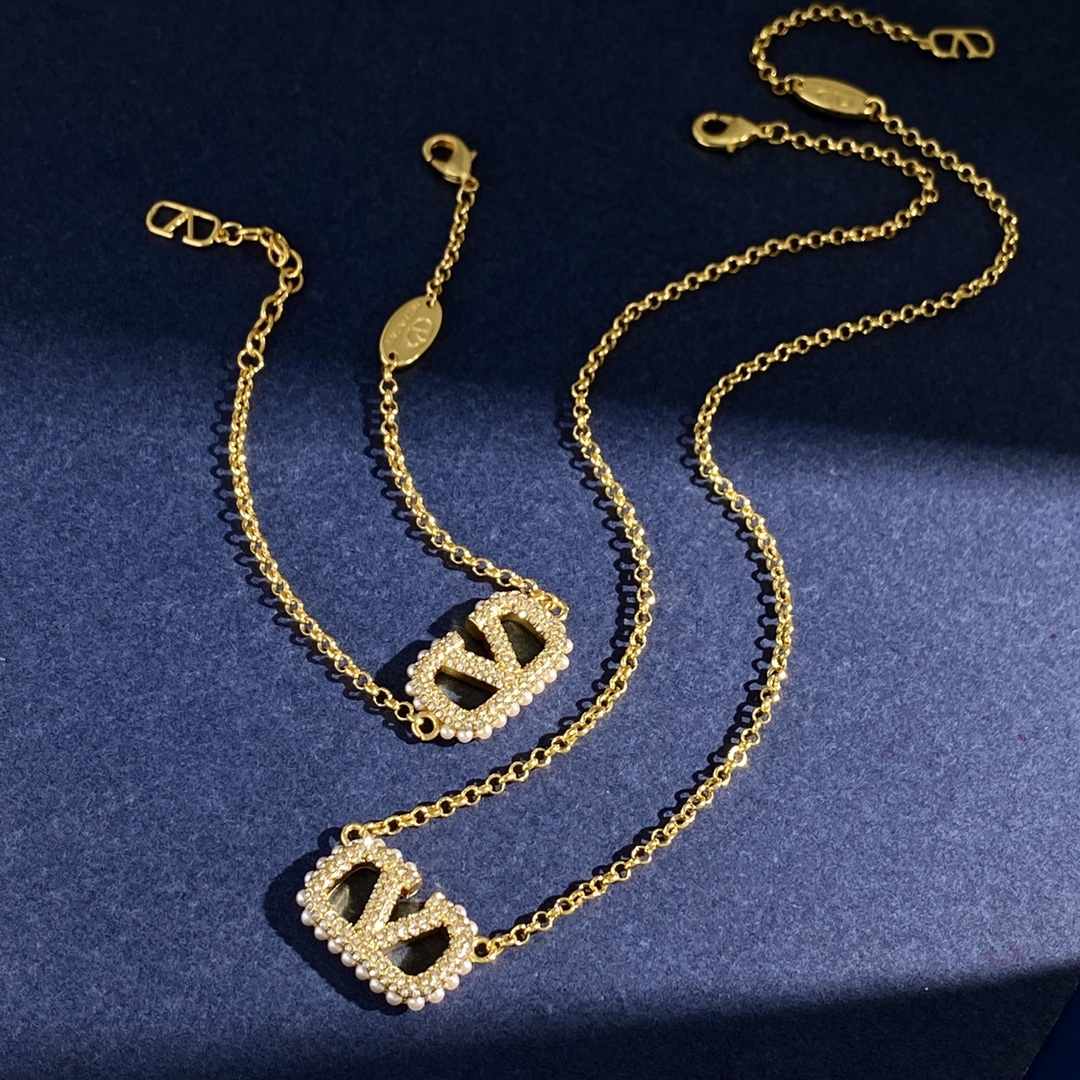 VTS004 Designer necklace Full crystal pearl VLOGO bracelet chain - ccjewelryacc