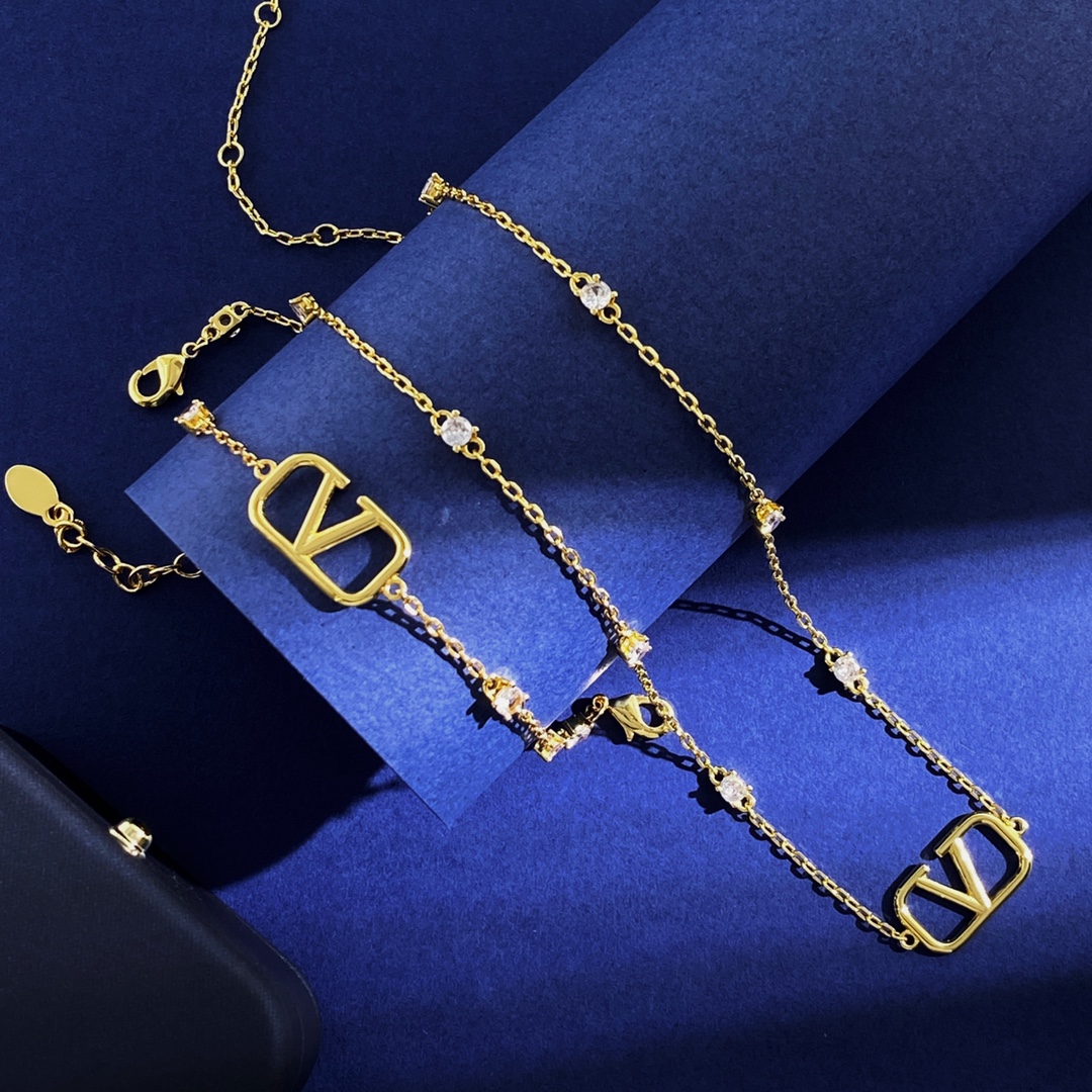 VTS014 VALENTINO GARAVANI Bracelet MINI VLOGO SIGNATURE - ccjewelryacc