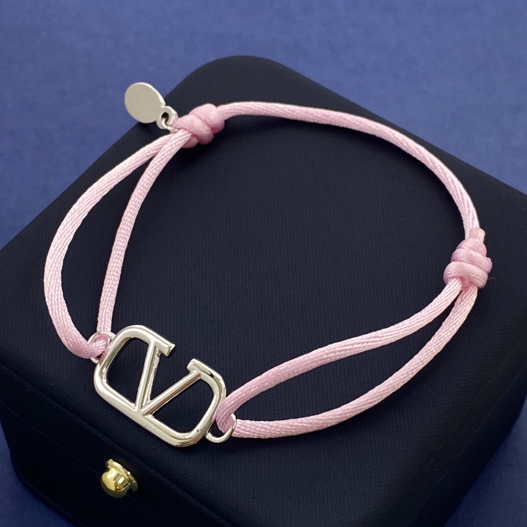 VTS028 Valentino Garavani VLogo Signature bracelet - ccjewelryacc