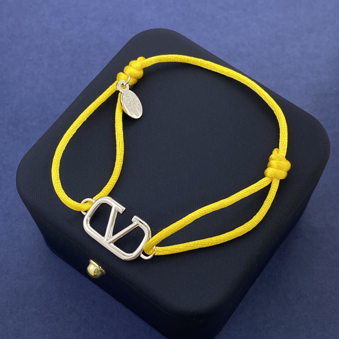 VTS028 Valentino Garavani VLogo Signature bracelet - ccjewelryacc