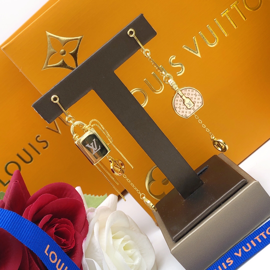 LVE082 Metal vl logo bag tassels earring - ccjewelryacc