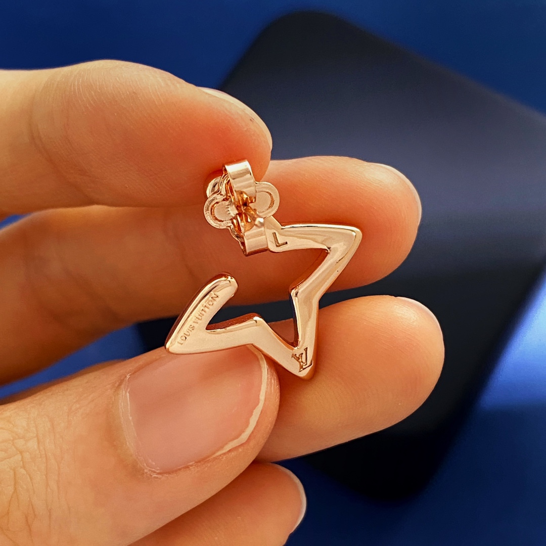 LVE077 Metal monogram stud earrings - ccjewelryacc