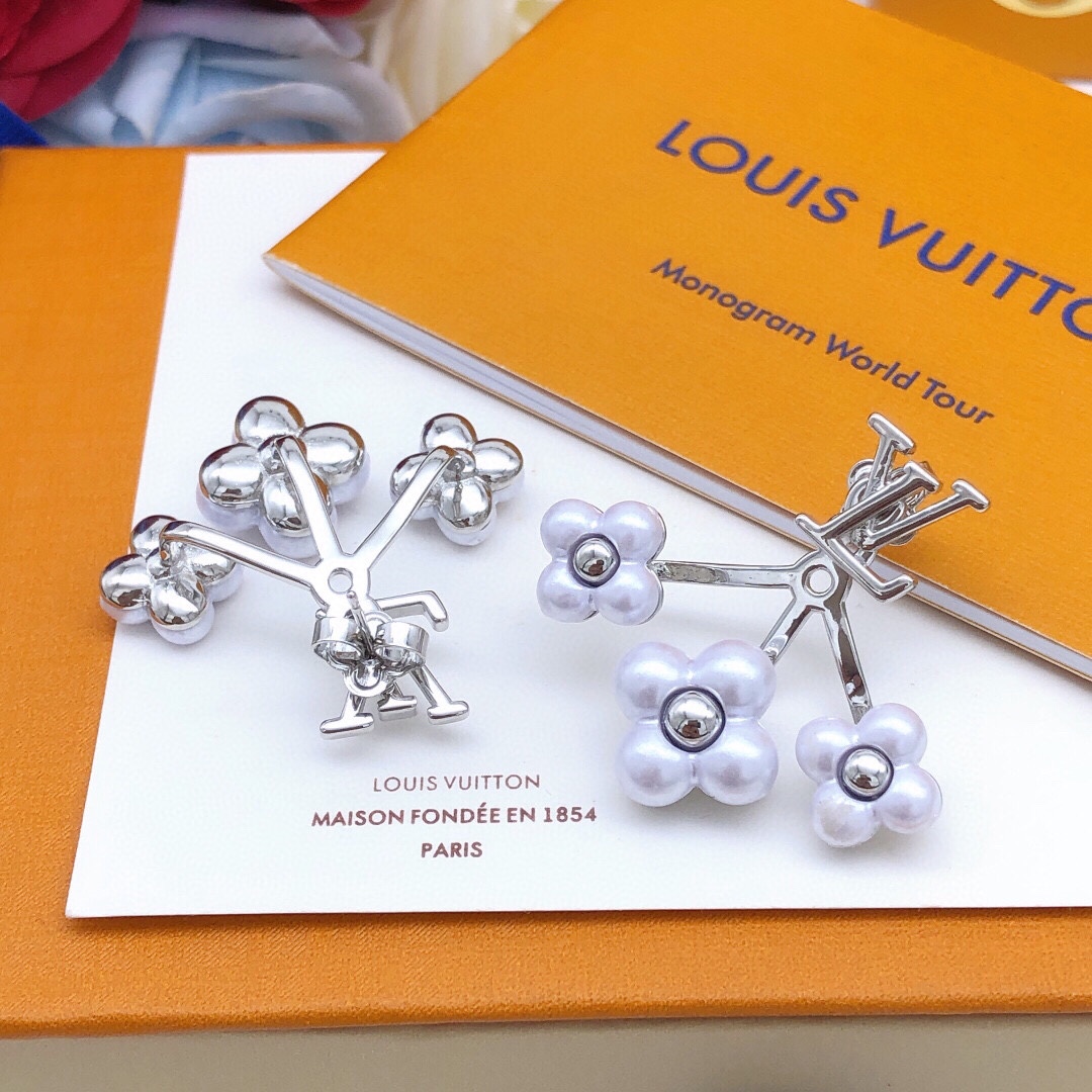 LVE073 VL Floragram Earrings - ccjewelryacc